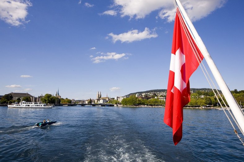 Zurich with Cruise & Lindt Home of Chocolate - Best of Switzerland Tours
